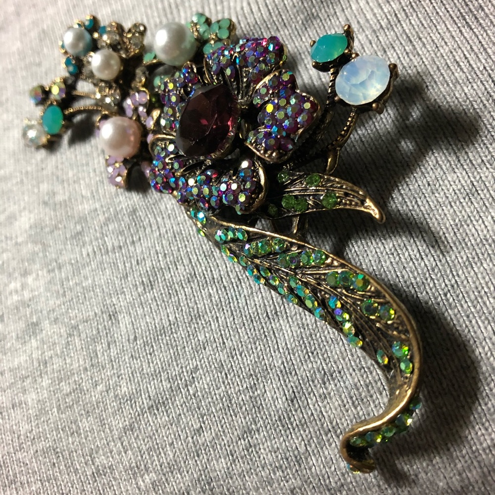 Broach. Fabulous.